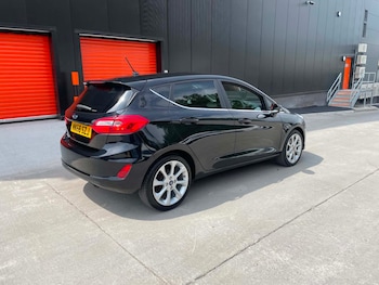 Used Ford Fiesta 2018 for sale - 78904695: Photo