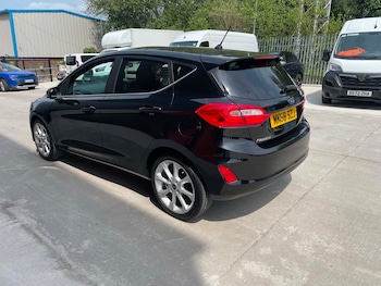 Used Ford Fiesta 2018 for sale - 78904695: Photo
