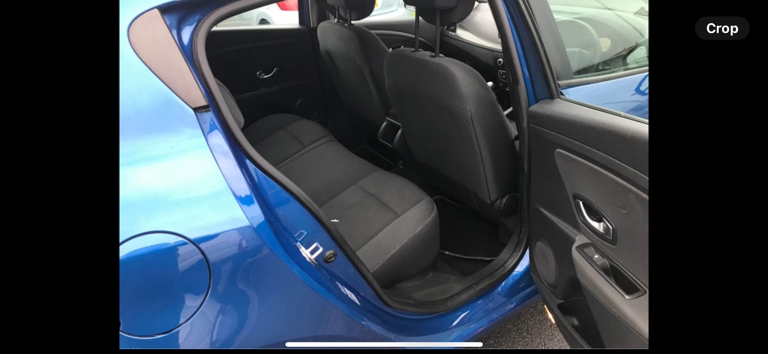 Used Renault Megane 2011 for sale - 76536360: Photo 10