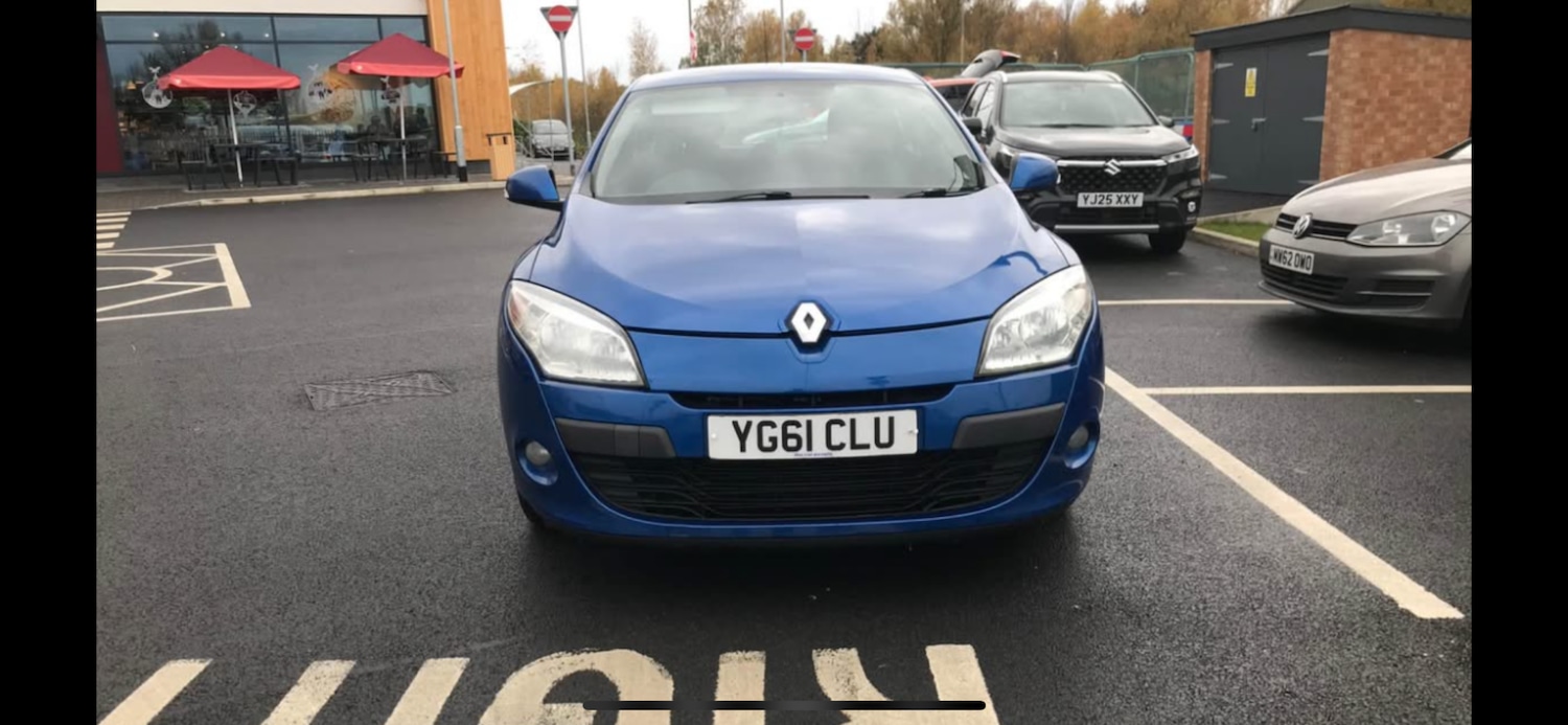Used Renault Megane 2011 for sale - 76536360: Photo 6