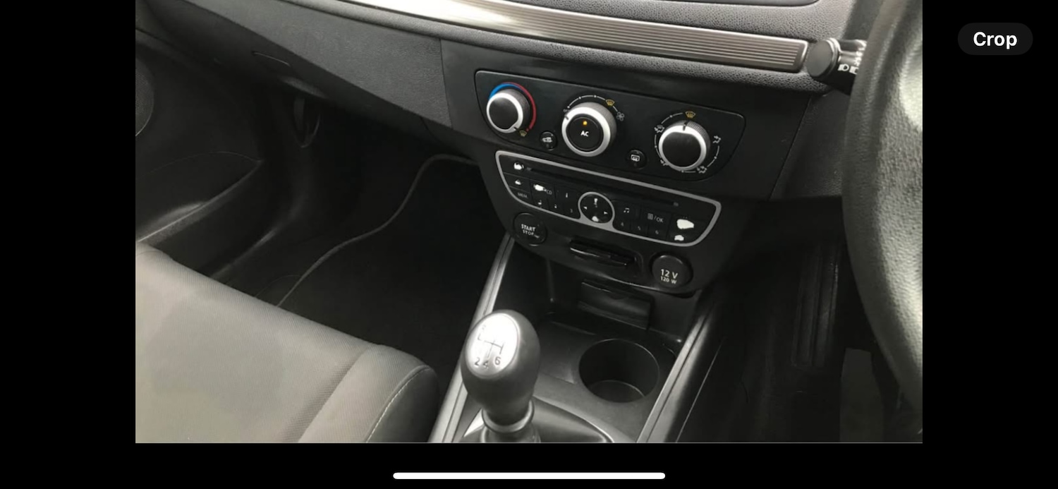 Used Renault Megane 2011 for sale - 76536360: Photo 9