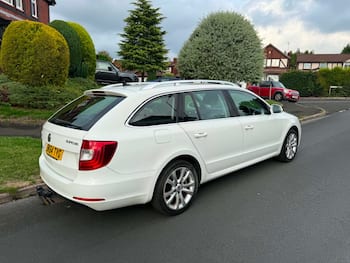 Used Skoda Superb 2014 for sale - 79667815: Photo