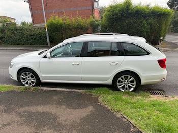 Used Skoda Superb 2014 for sale - 79667815: Photo