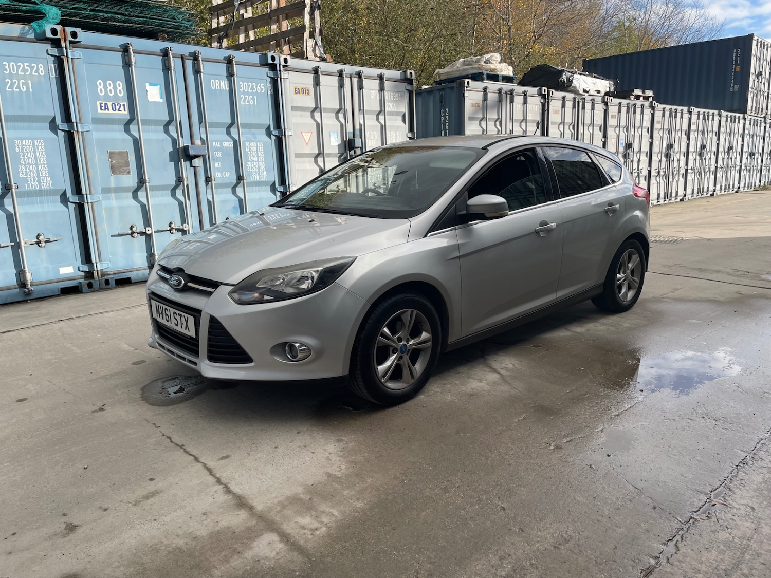 Used Ford Focus 2011 for sale - 76517858: Photo 3