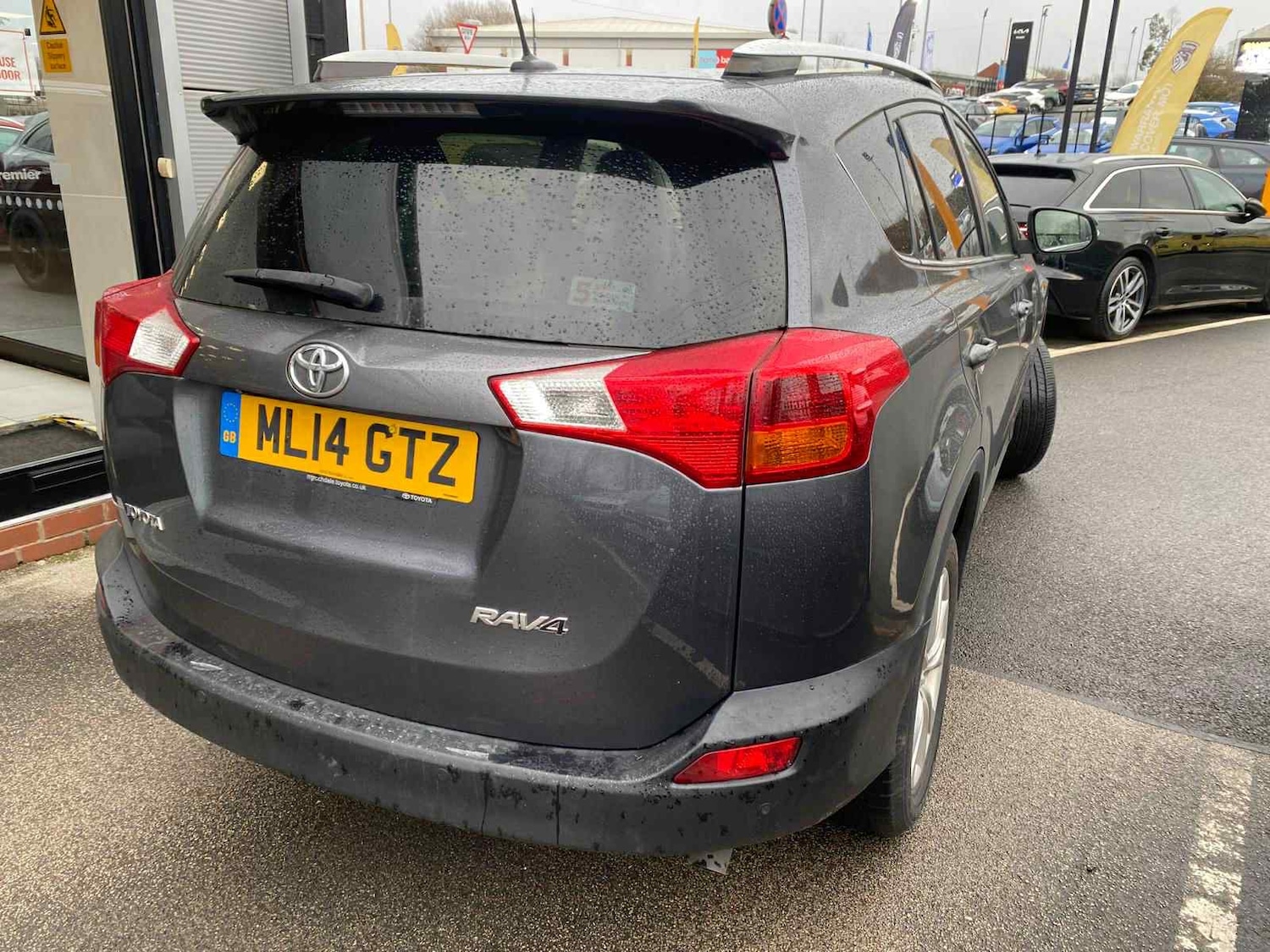 Used Toyota RAV4 2014 for sale - 77310676: Photo 4