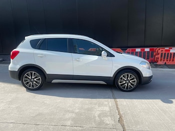 Used Suzuki SX4 S-Cross 2015 for sale - 78289528: Photo