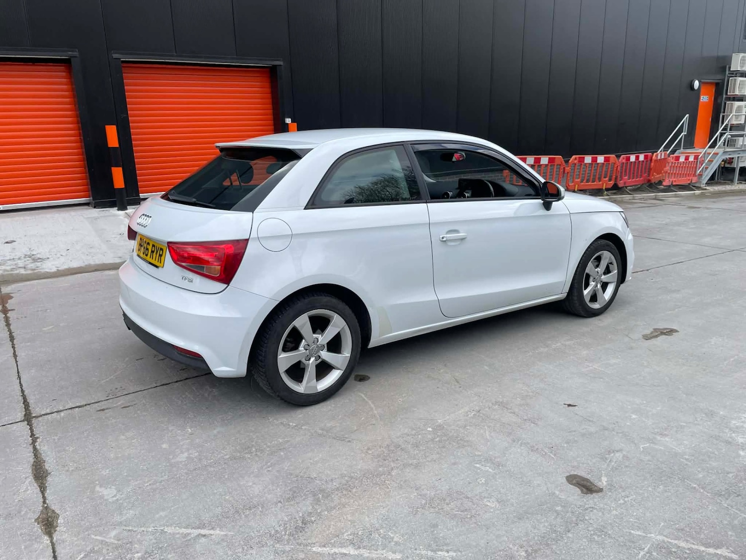 Used Audi A1 2016 for sale - 78081159: Photo 2