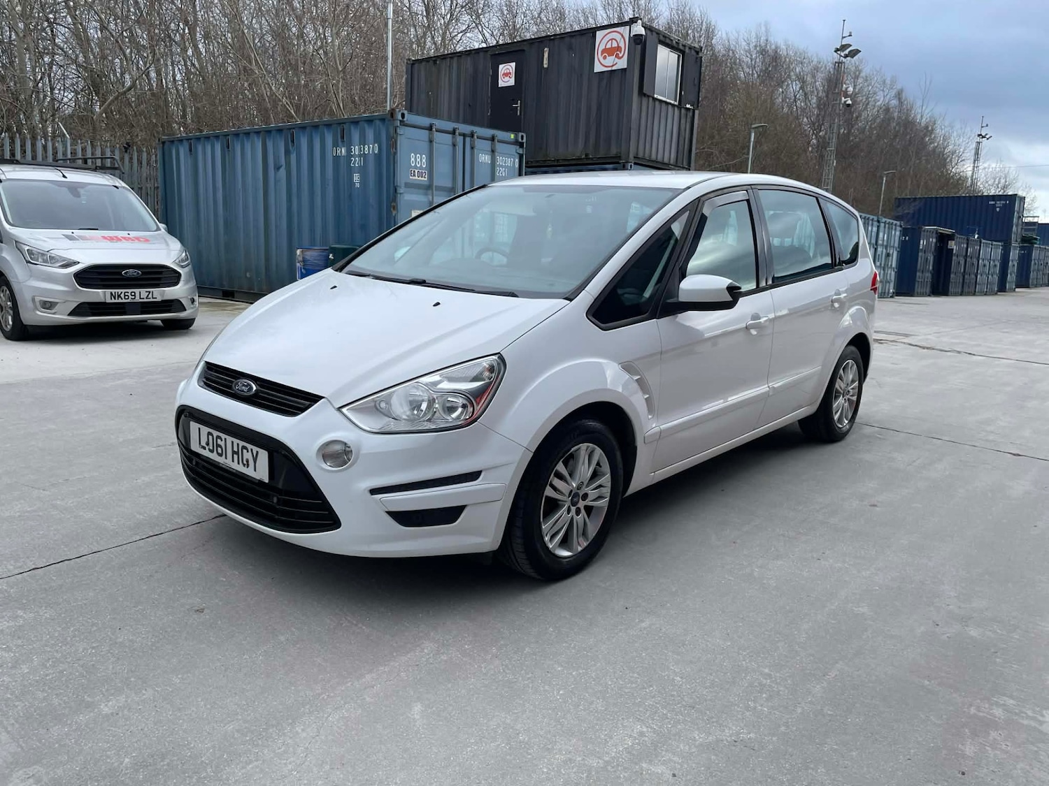 Used Ford S-Max 2011 for sale - 77707866: Photo 3