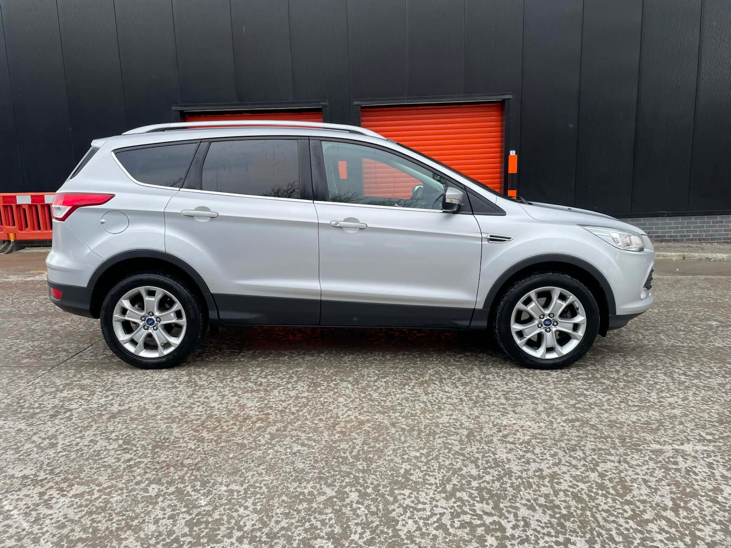 Used Ford Kuga 2016 for sale - 77446471: Photo 6