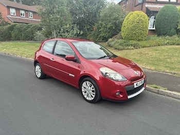Used Renault Clio 2011 for sale - 75656343: Photo