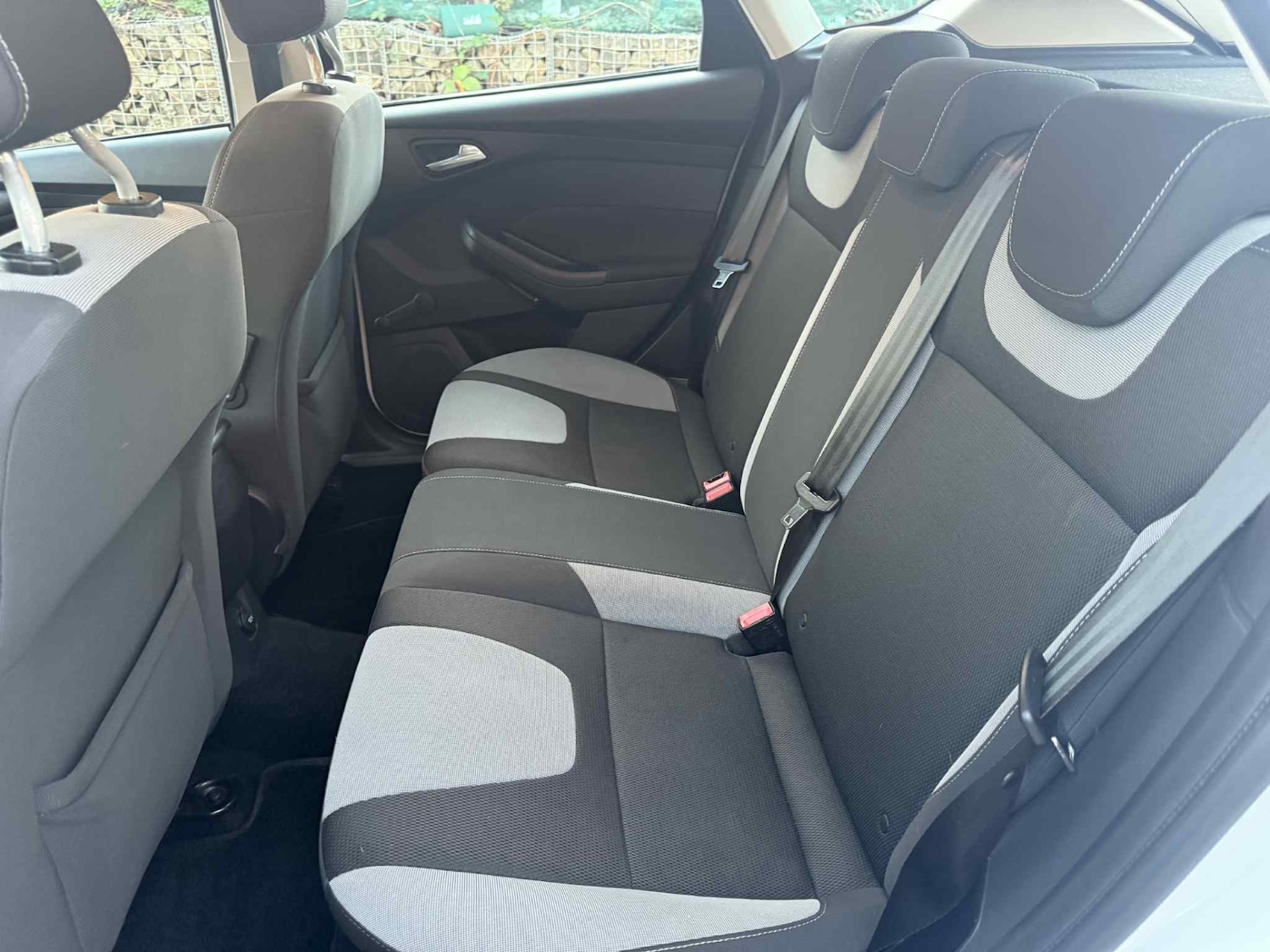 Used Ford Focus 2014 for sale - 76596116: Photo 14