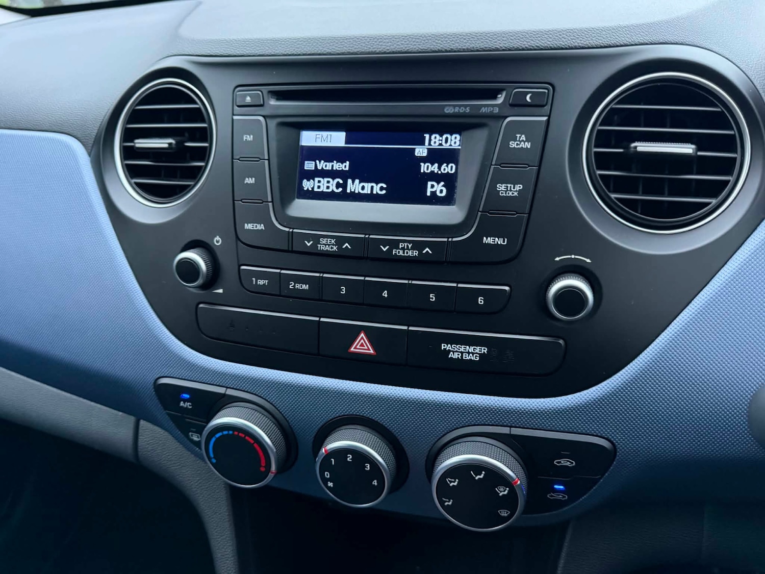 Used Hyundai i10 2014 for sale - 78097704: Photo 5