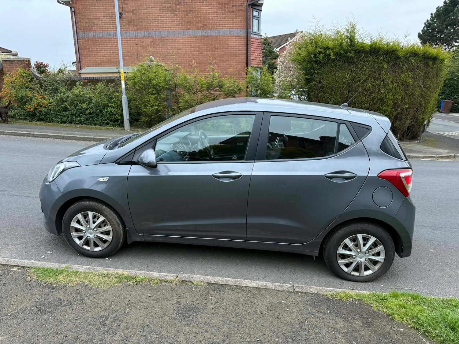 Used Hyundai i10 2014 for sale - 78097704: Photo 8