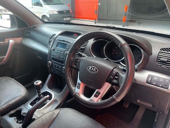 Used Kia Sorento 2012 for sale - 79542667: Photo