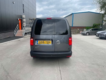 Used Volkswagen Caddy Maxi 2016 for sale - 79531905: Photo