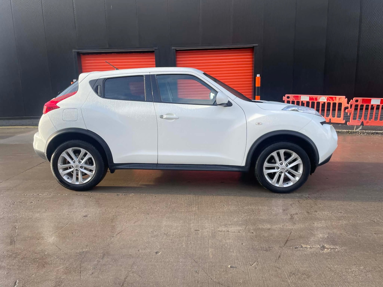 Used Nissan Juke 2011 for sale - 77233848: Photo 3