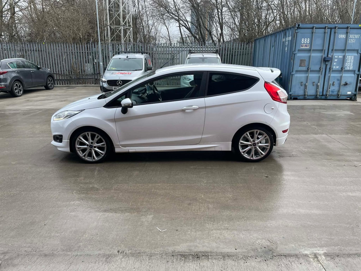 Used Ford Fiesta 2016 for sale - 77687608: Photo 9