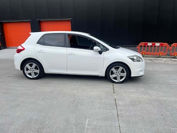 Used Toyota Auris 2011 for sale - 77995390: Photo