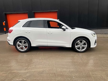 Used Audi Q3 2019 for sale - 77207992: Photo