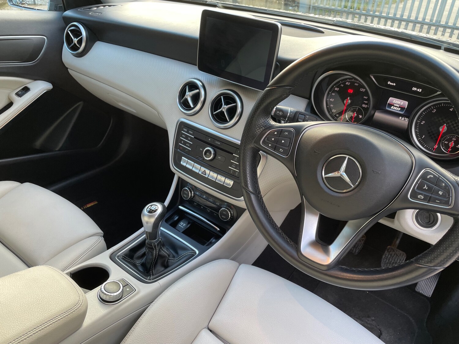 Used Mercedes-Benz A-Class 2016 for sale - 76341452: Photo 10