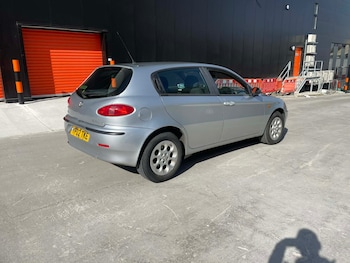 Used Alfa Romeo 147 2002 for sale - 78143769: Photo