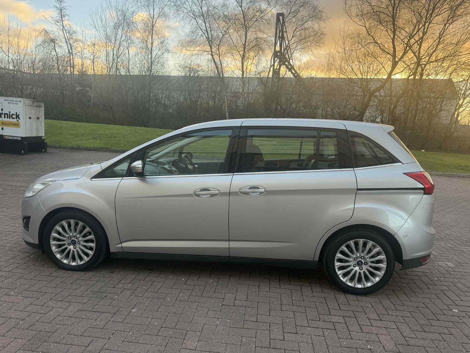 Used Ford Grand C-Max 2013 for sale - 77087350: Photo 3