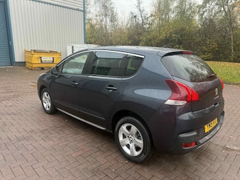 Used Peugeot 3008 2015 for sale - 76526481: Photo