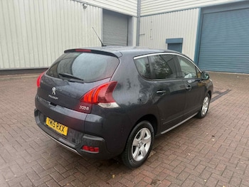Used Peugeot 3008 2015 for sale - 76526481: Photo