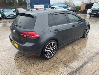 Used Volkswagen Golf 2014 for sale - 77679184: Photo