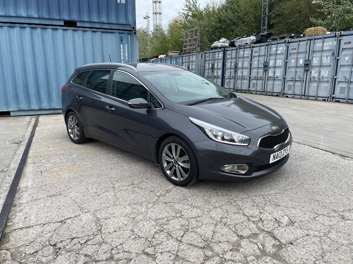 Used Kia Ceed 2013 for sale - 76022787: Photo 1