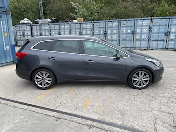 Used Kia Ceed 2013 for sale - 76022787: Photo 2