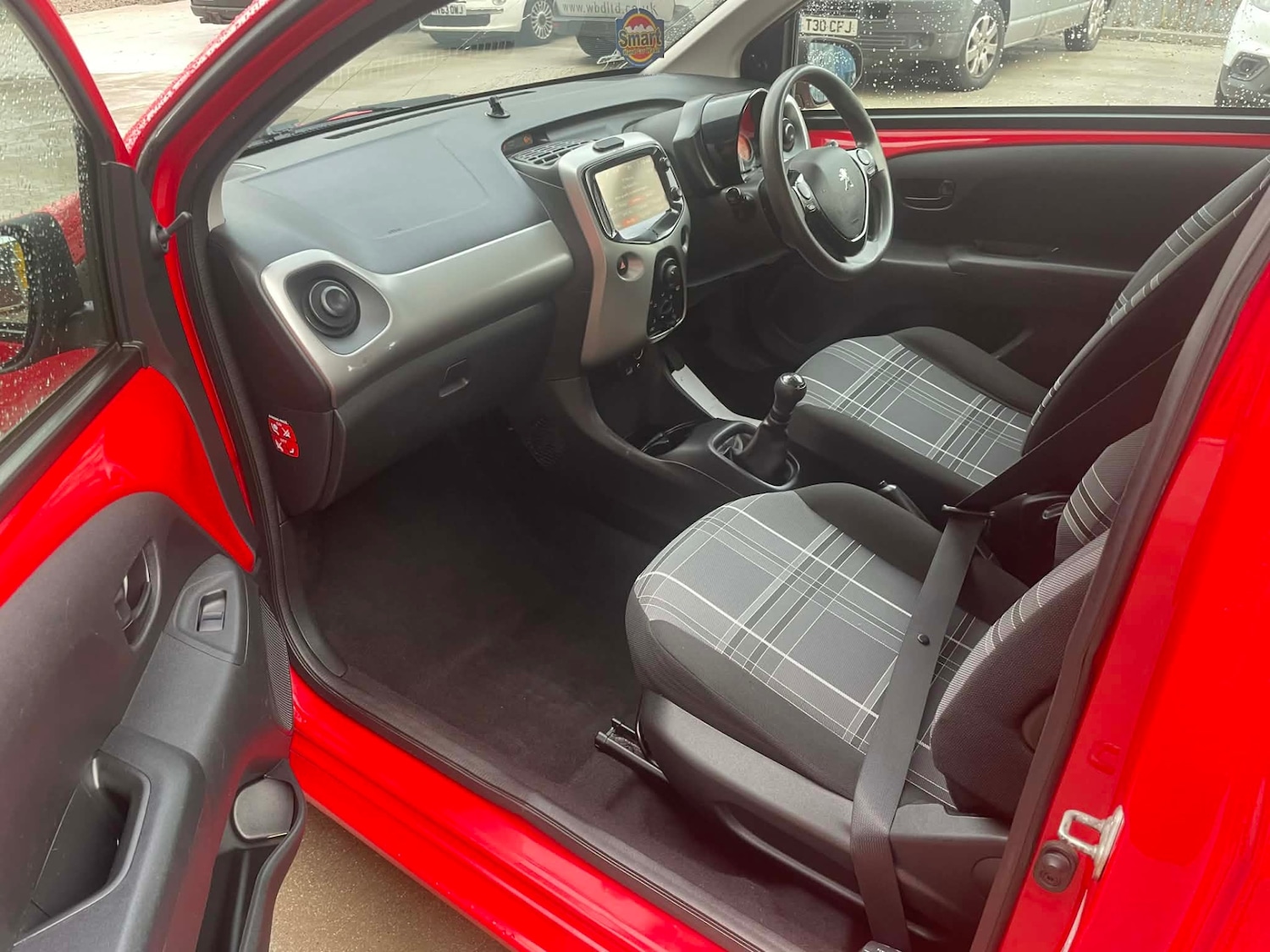 Used Peugeot 108 2017 for sale - 77138009: Photo 10