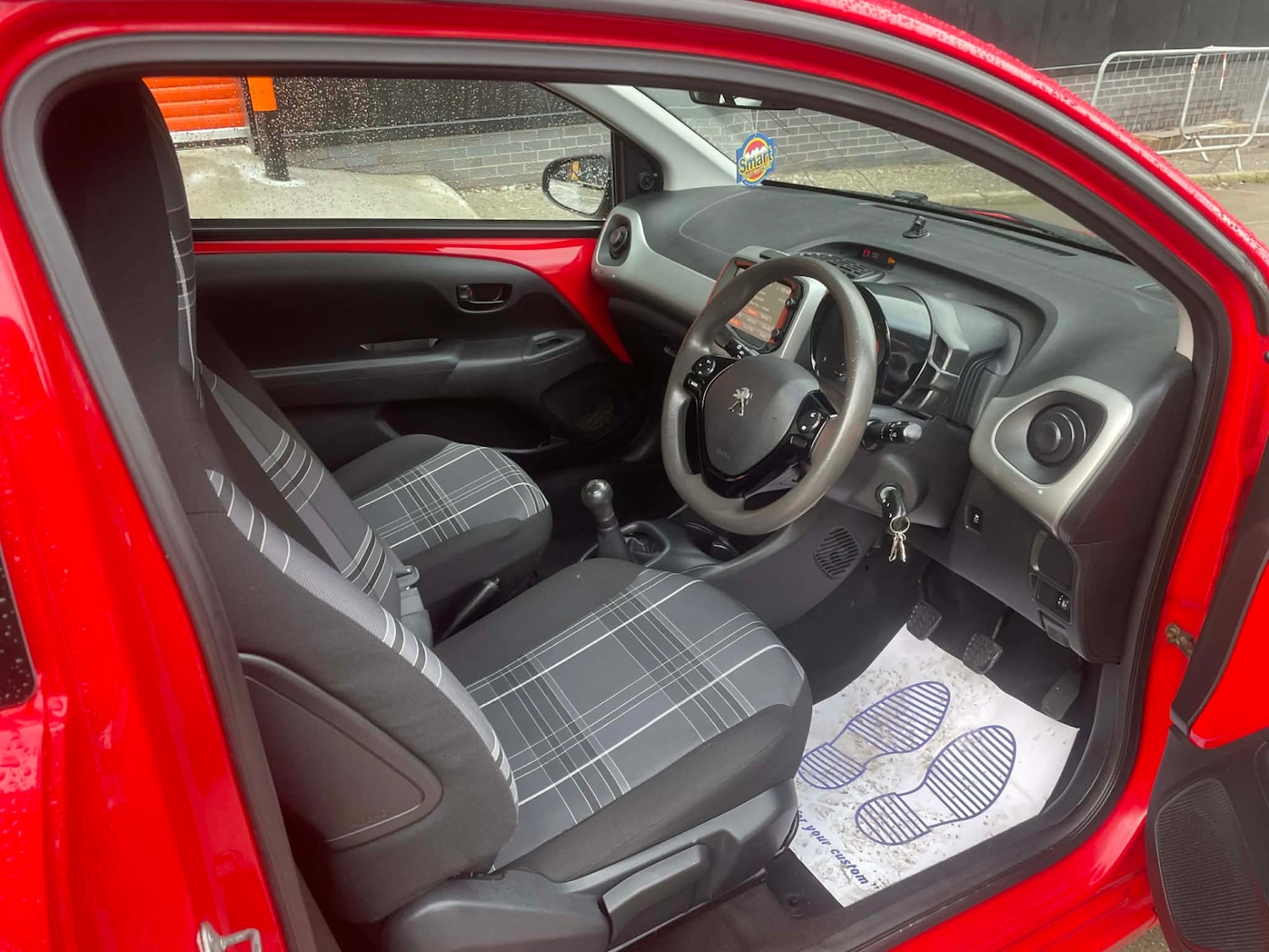 Used Peugeot 108 2017 for sale - 77138009: Photo 7