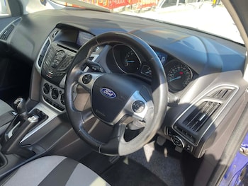 Used Ford Focus 2014 for sale - 78420597: Photo