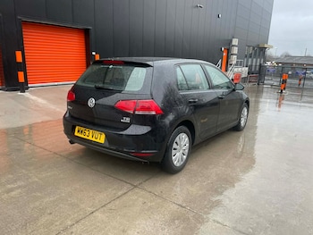 Used Volkswagen Golf 2013 for sale - 77630864: Photo