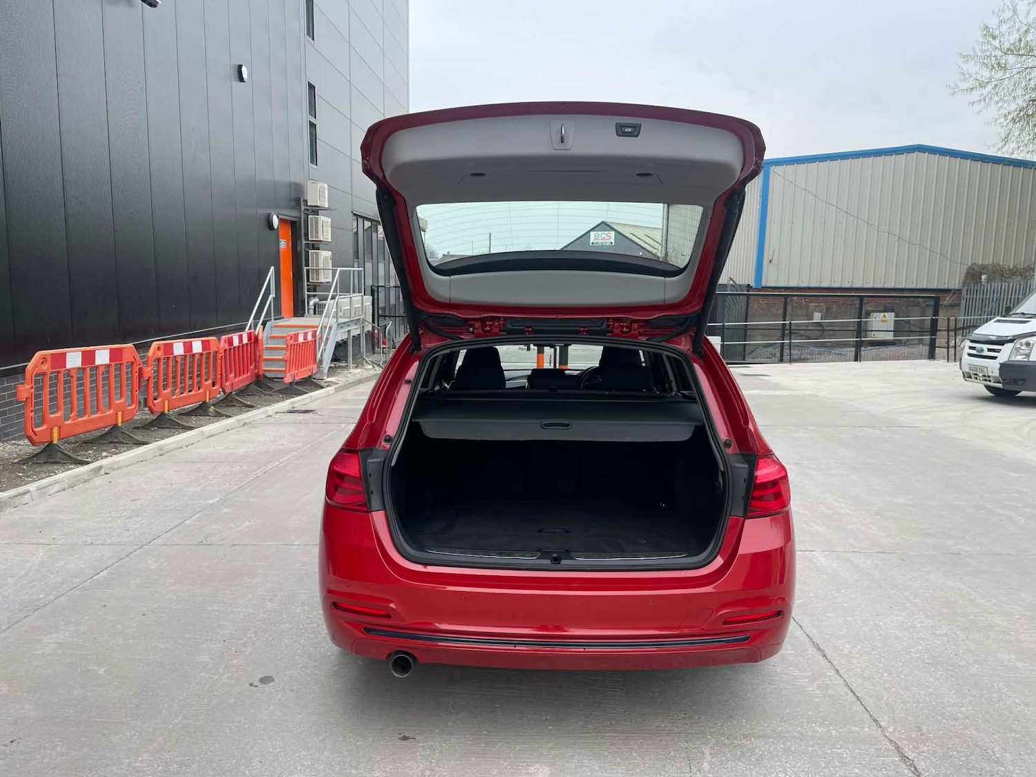 Used BMW 3 Series 2018 for sale - 77980787: Photo 3