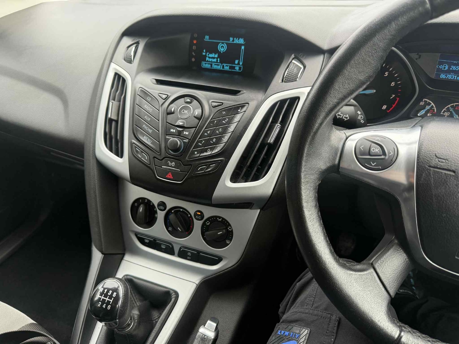 Used Ford Focus 2014 for sale - 76554823: Photo 11