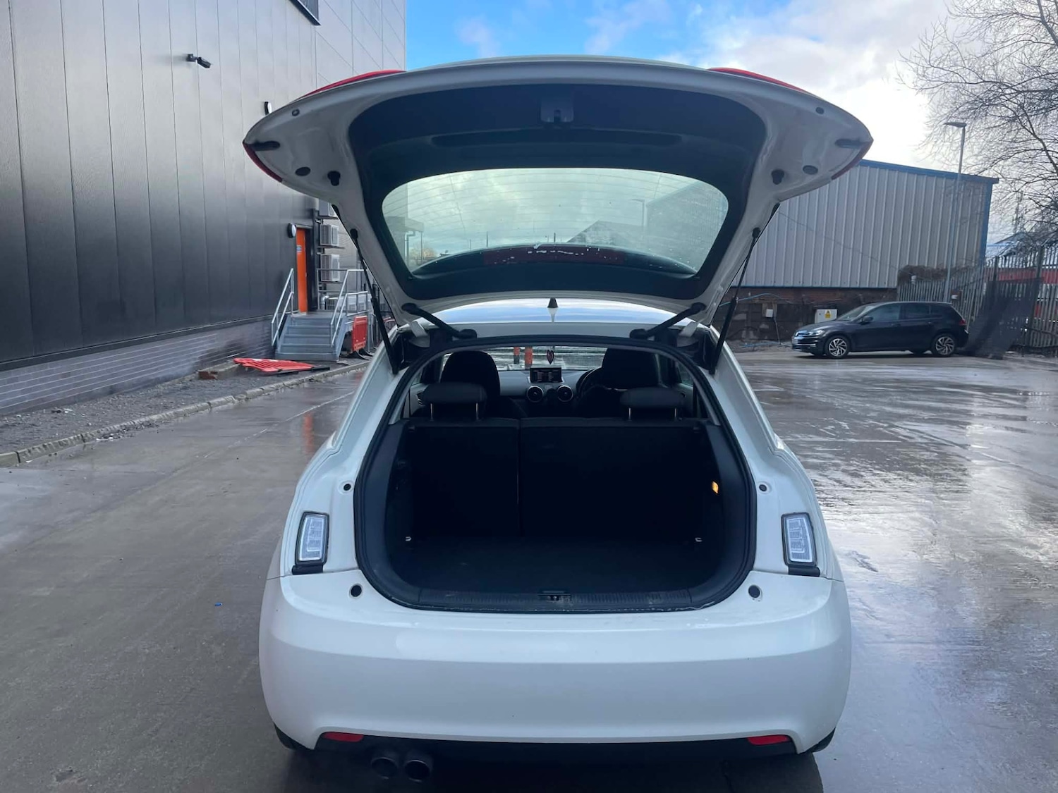 Used Audi A1 2011 for sale - 77568474: Photo 11