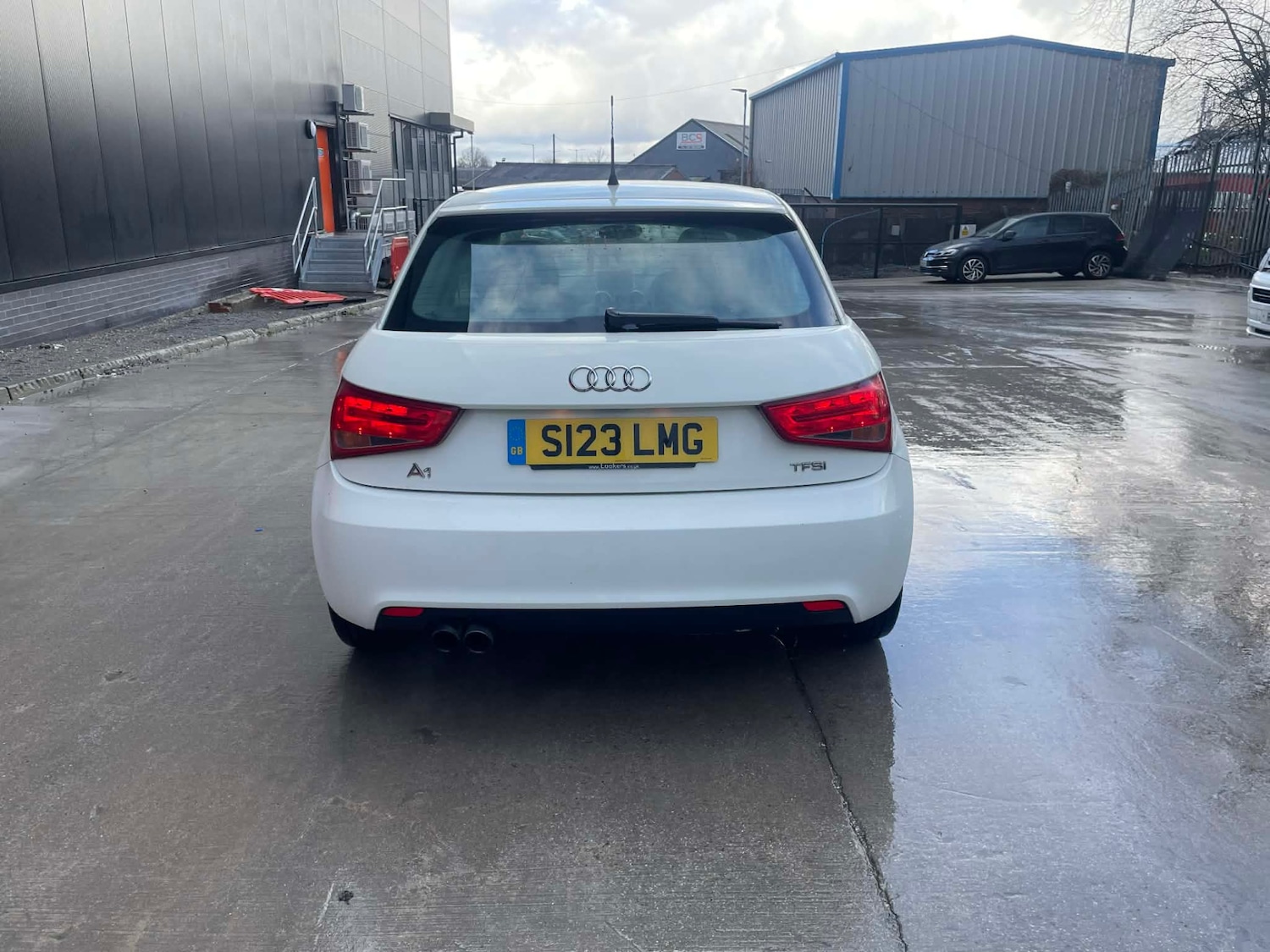 Used Audi A1 2011 for sale - 77568474: Photo 2
