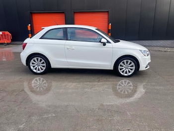 Used Audi A1 2011 for sale - 77568474: Photo