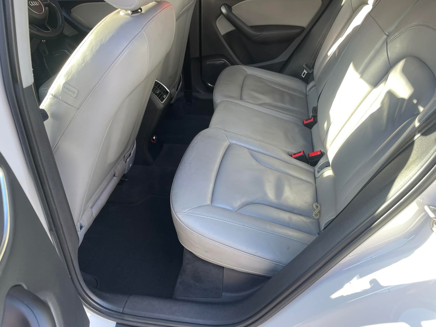 Used Audi Q3 2015 for sale - 77350440: Photo 10