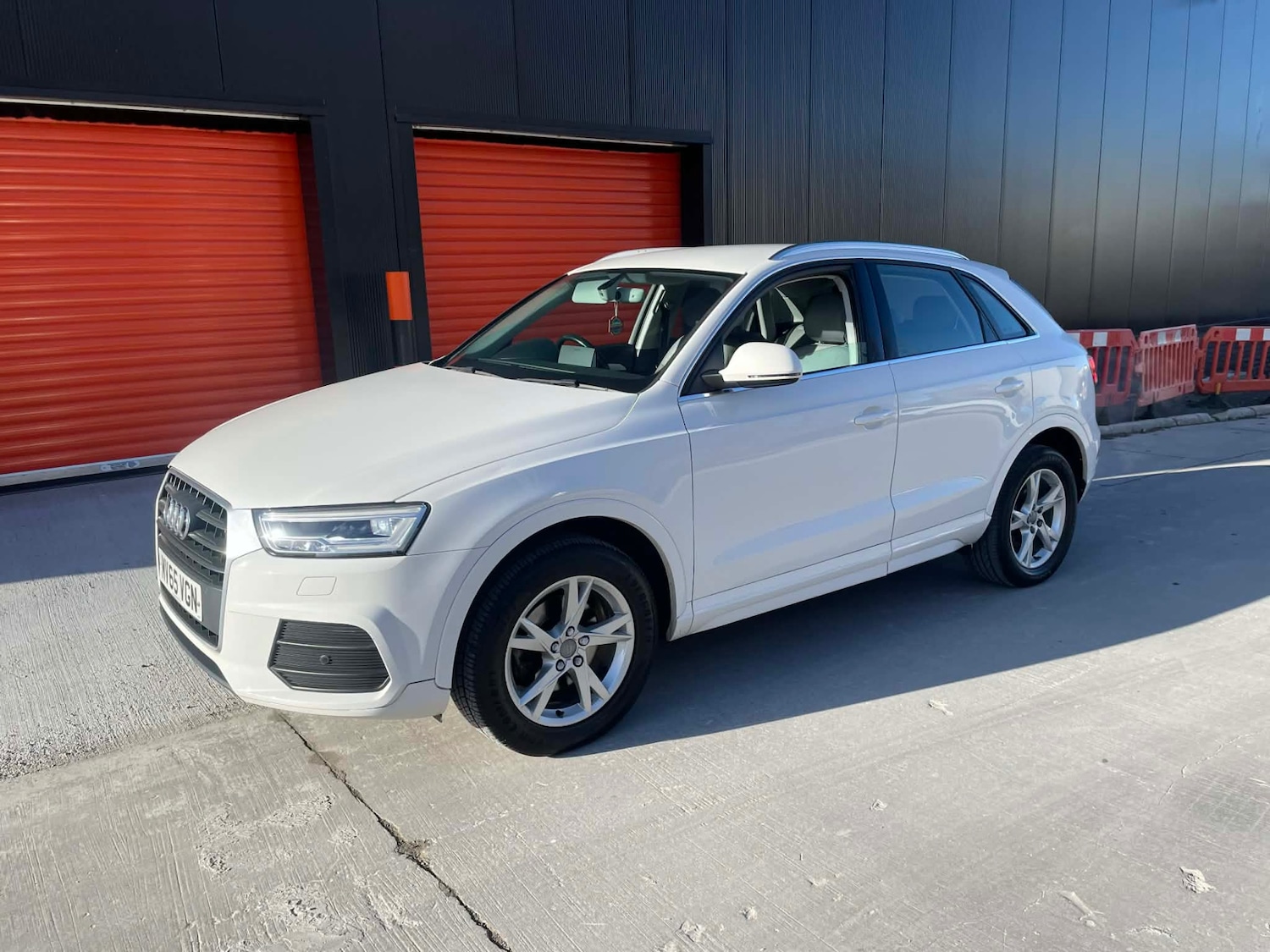Used Audi Q3 2015 for sale - 77350440: Photo 3