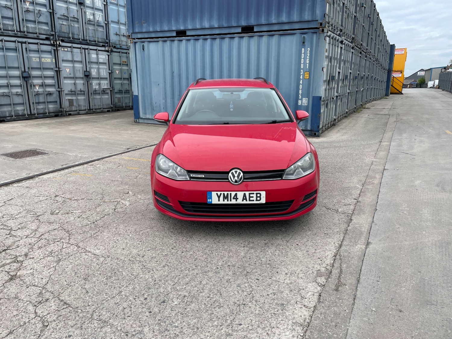 Used Volkswagen Golf 2014 for sale - 76022779: Photo 2