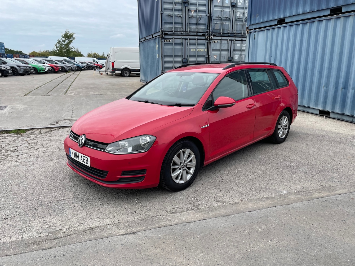Used Volkswagen Golf 2014 for sale - 76022779: Photo 3