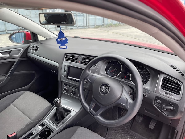 Used Volkswagen Golf 2014 for sale - 76022779: Photo 4
