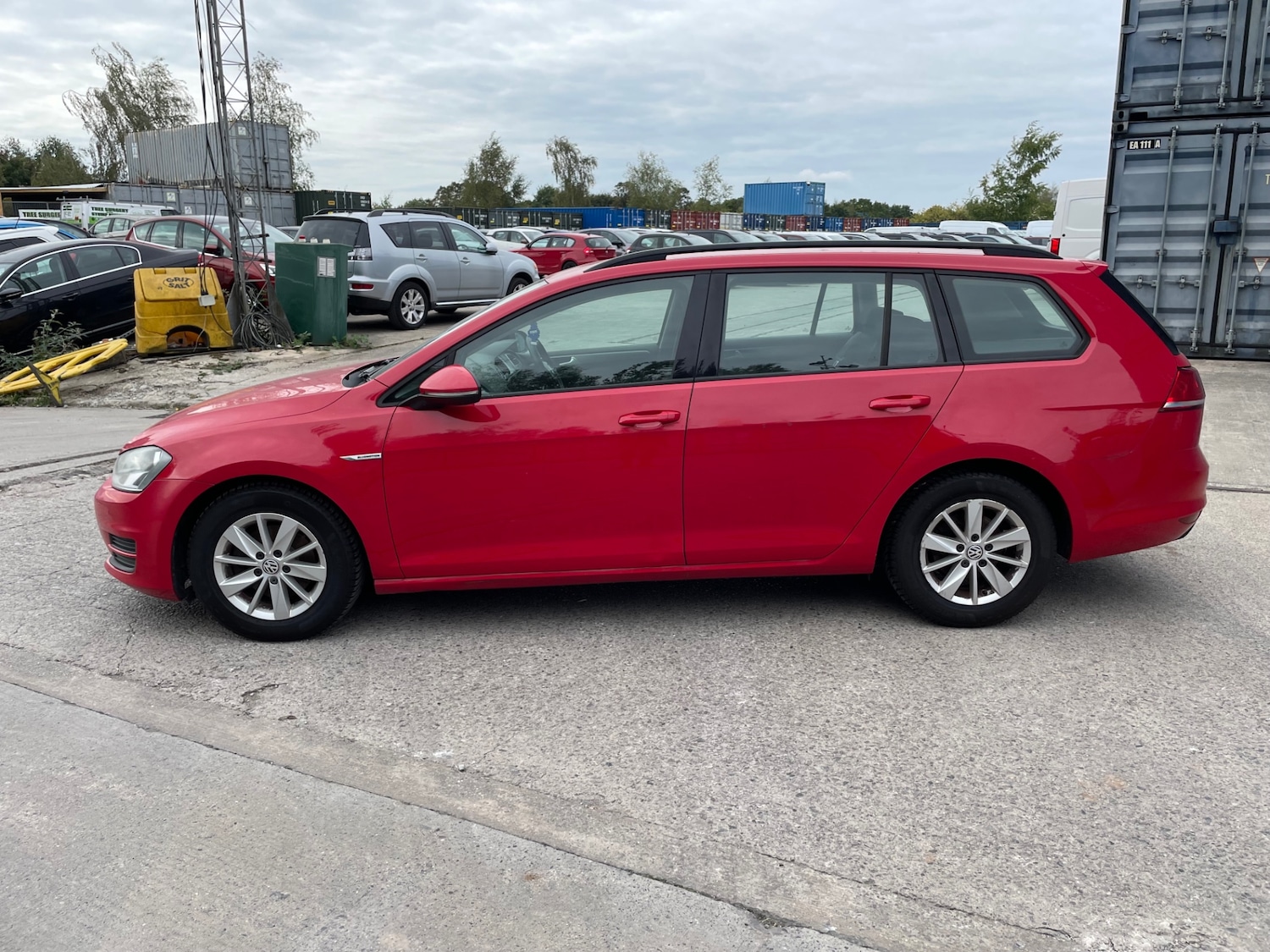 Used Volkswagen Golf 2014 for sale - 76022779: Photo 8