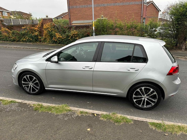 Used Volkswagen Golf 2013 for sale - 76265958: Photo 9