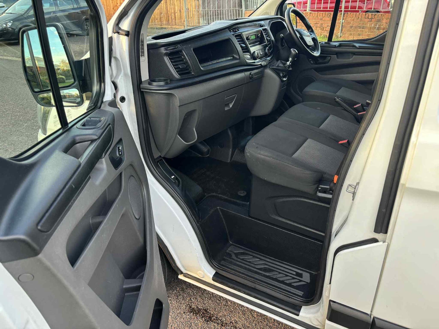 Used Ford Transit Custom 2019 for sale - 76235167: Photo 9