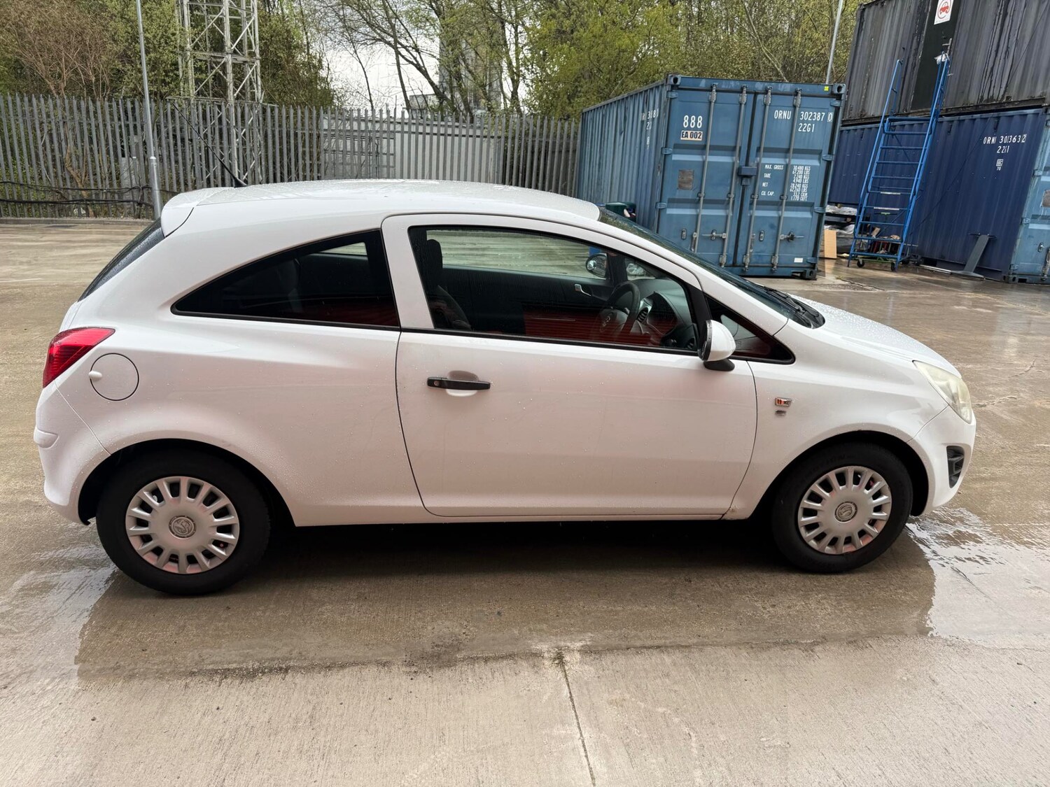 Used Vauxhall Corsa 2012 for sale - 78212216: Photo 6
