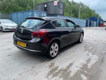 Used Vauxhall Astra 2015 for sale - 78859354: Photo